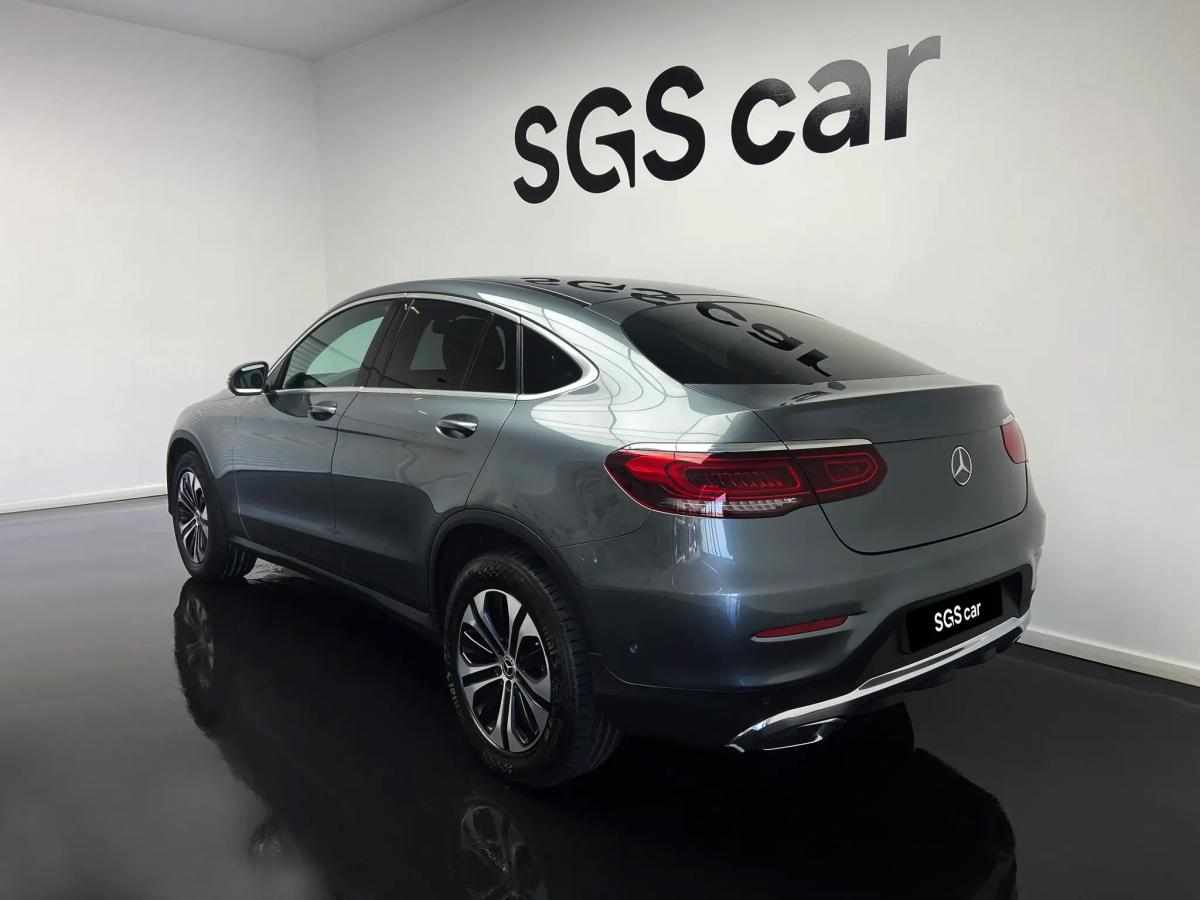 mercedes-benz-glc-220-d-4matic-2022-diesel-1950cc