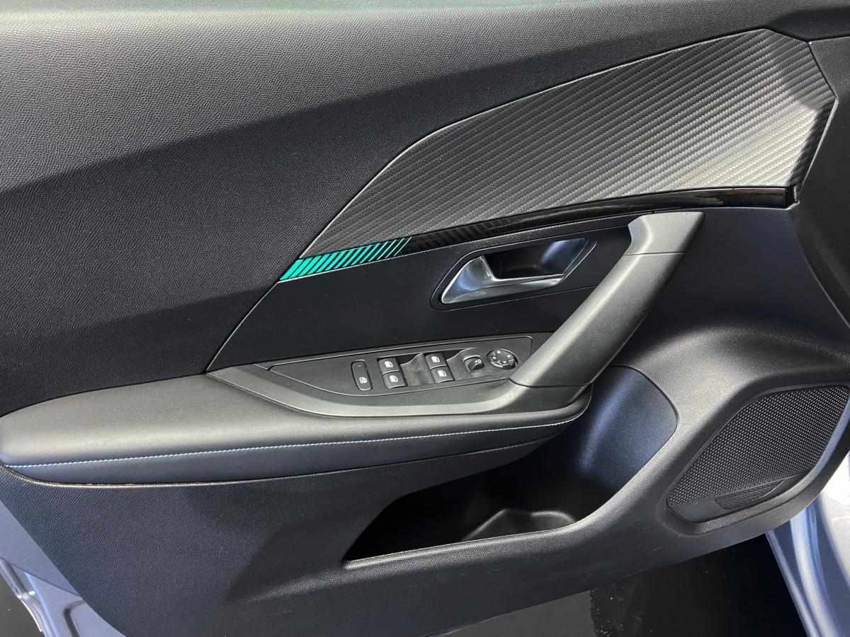 peugeot-2008-1-2-puretech-2023-gasolina-1199cc