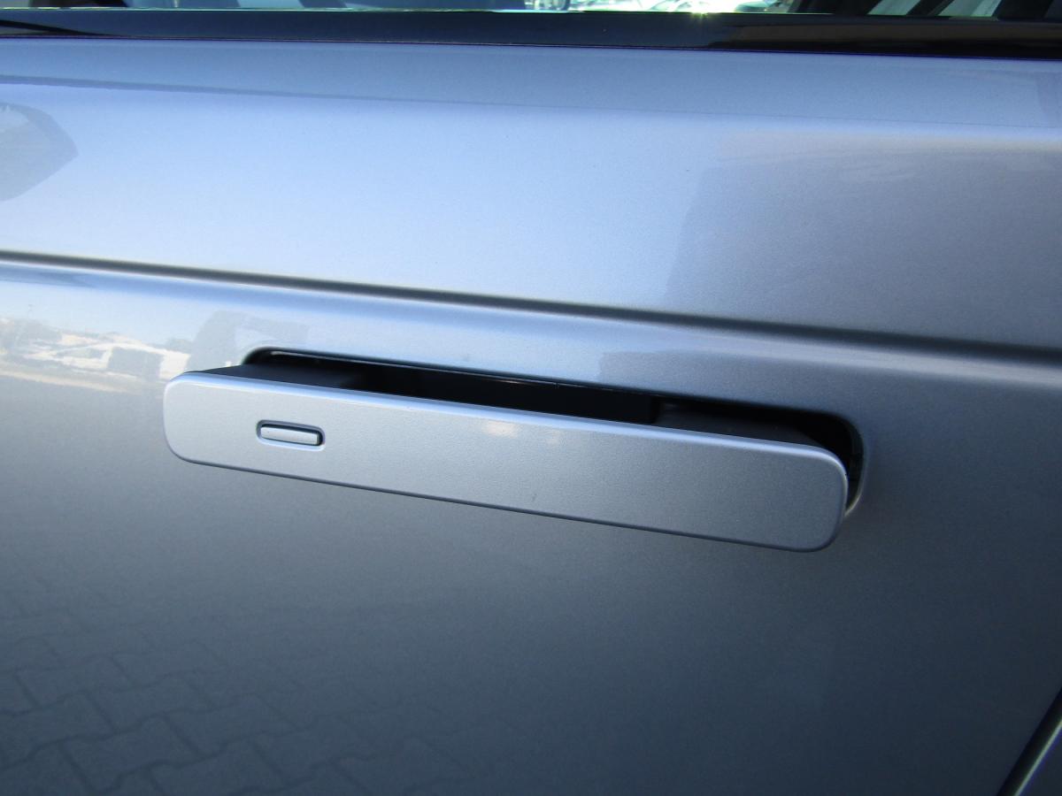land-rover-range-rover-velar-2018-diesel-1999cc