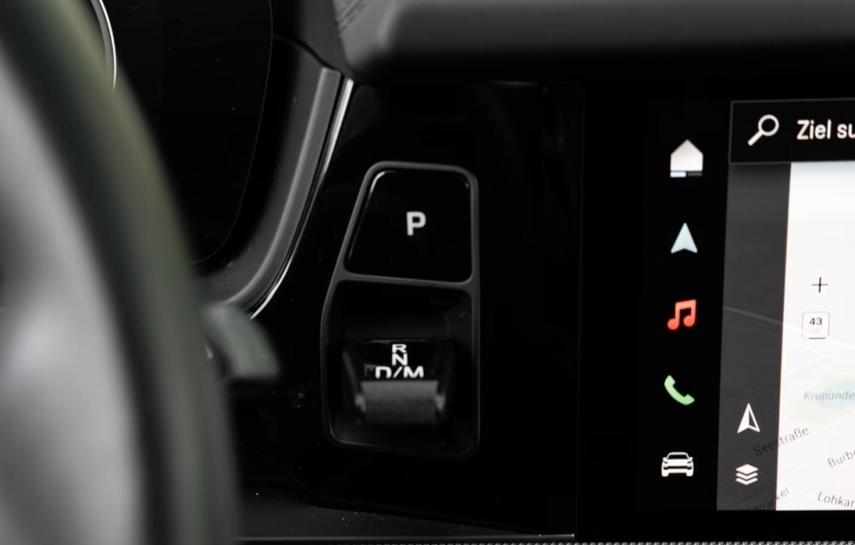 porsche-cayenne-2025-hibrido-a-gasolina-2995cc