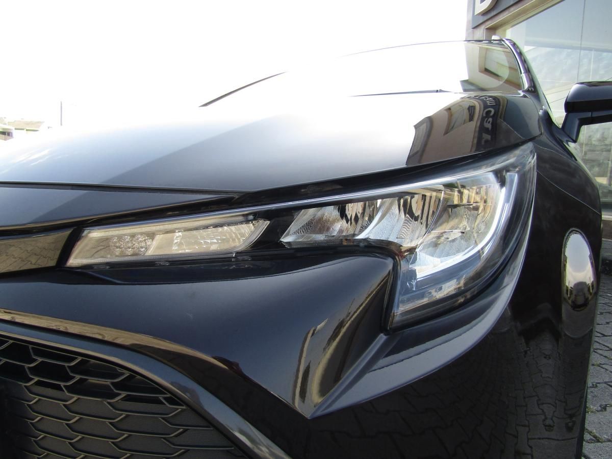 toyota-corolla-2022-hibrido-a-gasolina-1798cc