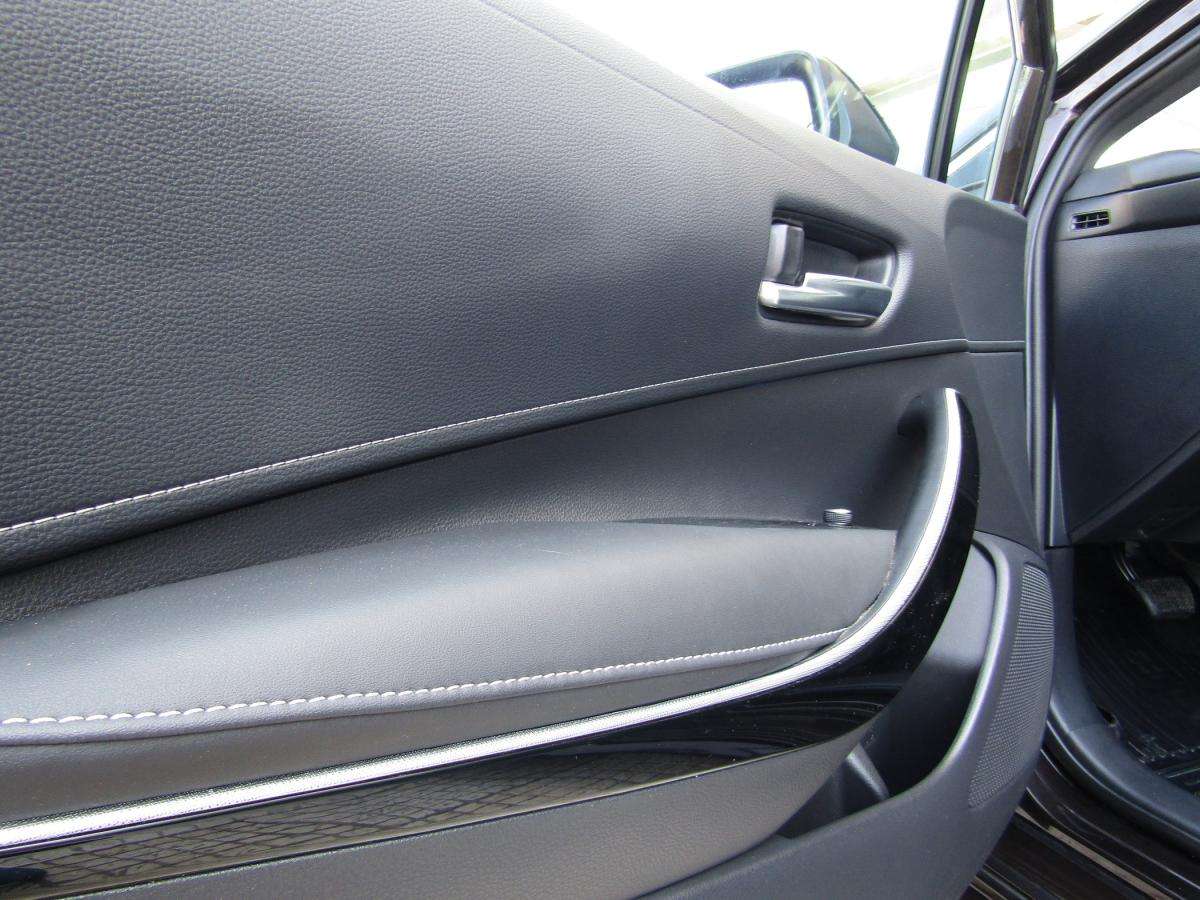toyota-corolla-2022-hibrido-a-gasolina-1798cc