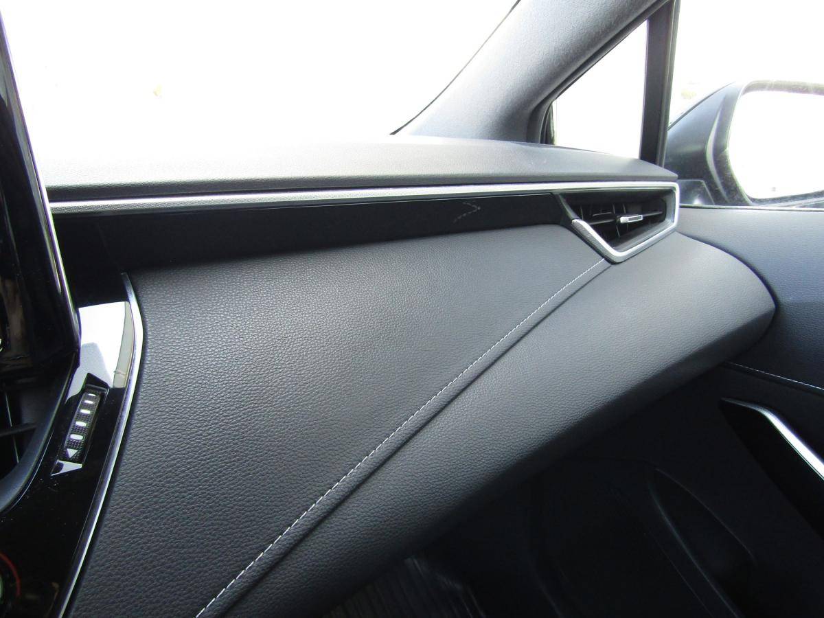 toyota-corolla-2022-hibrido-a-gasolina-1798cc