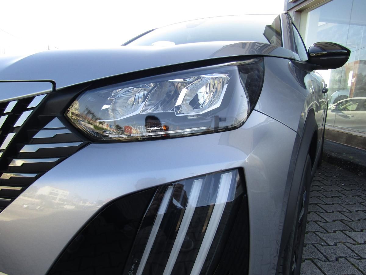peugeot-2008-2023-diesel-1499cc