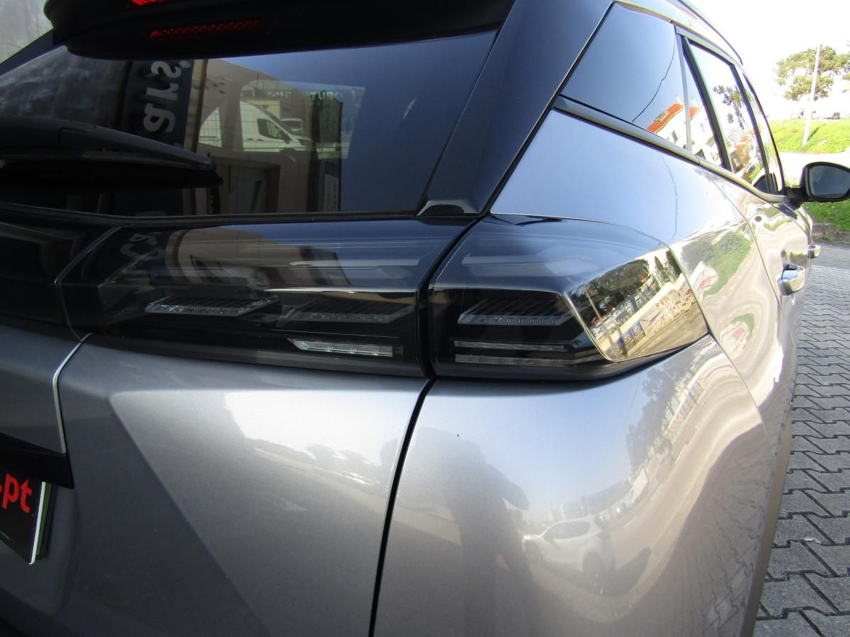 peugeot-2008-2023-diesel-1499cc