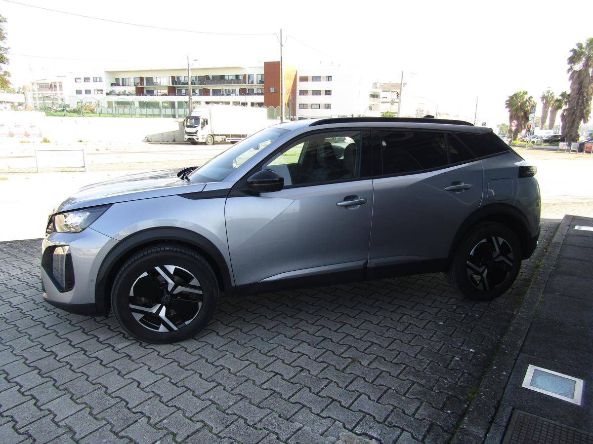 peugeot-2008-2023-diesel-1499cc
