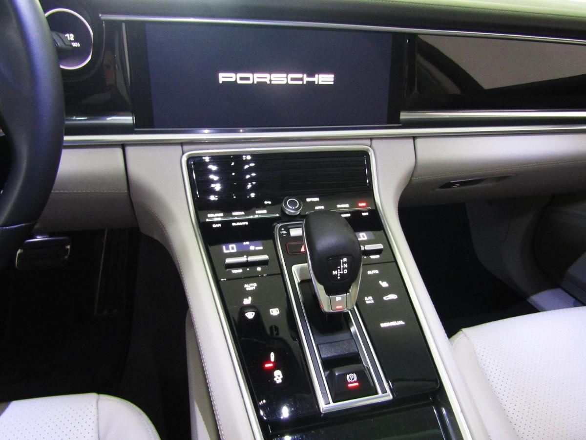 porsche-panamera-sport-turismo-2023-hibrido-a-gasolina-2894cc