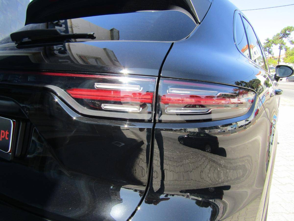 porsche-cayenne-2023-hibrido-a-gasolina-2995cc