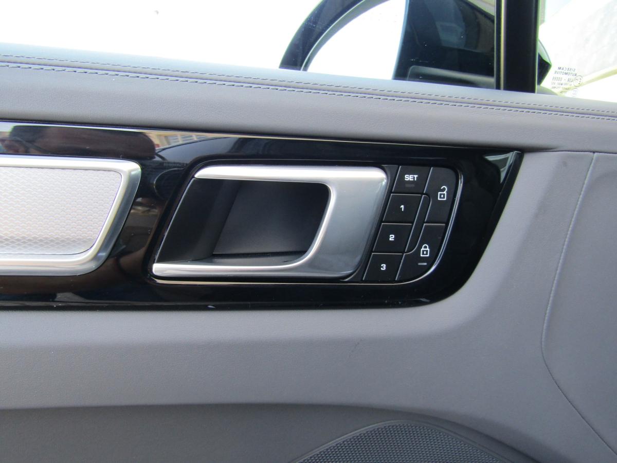 porsche-cayenne-2023-hibrido-a-gasolina-2995cc