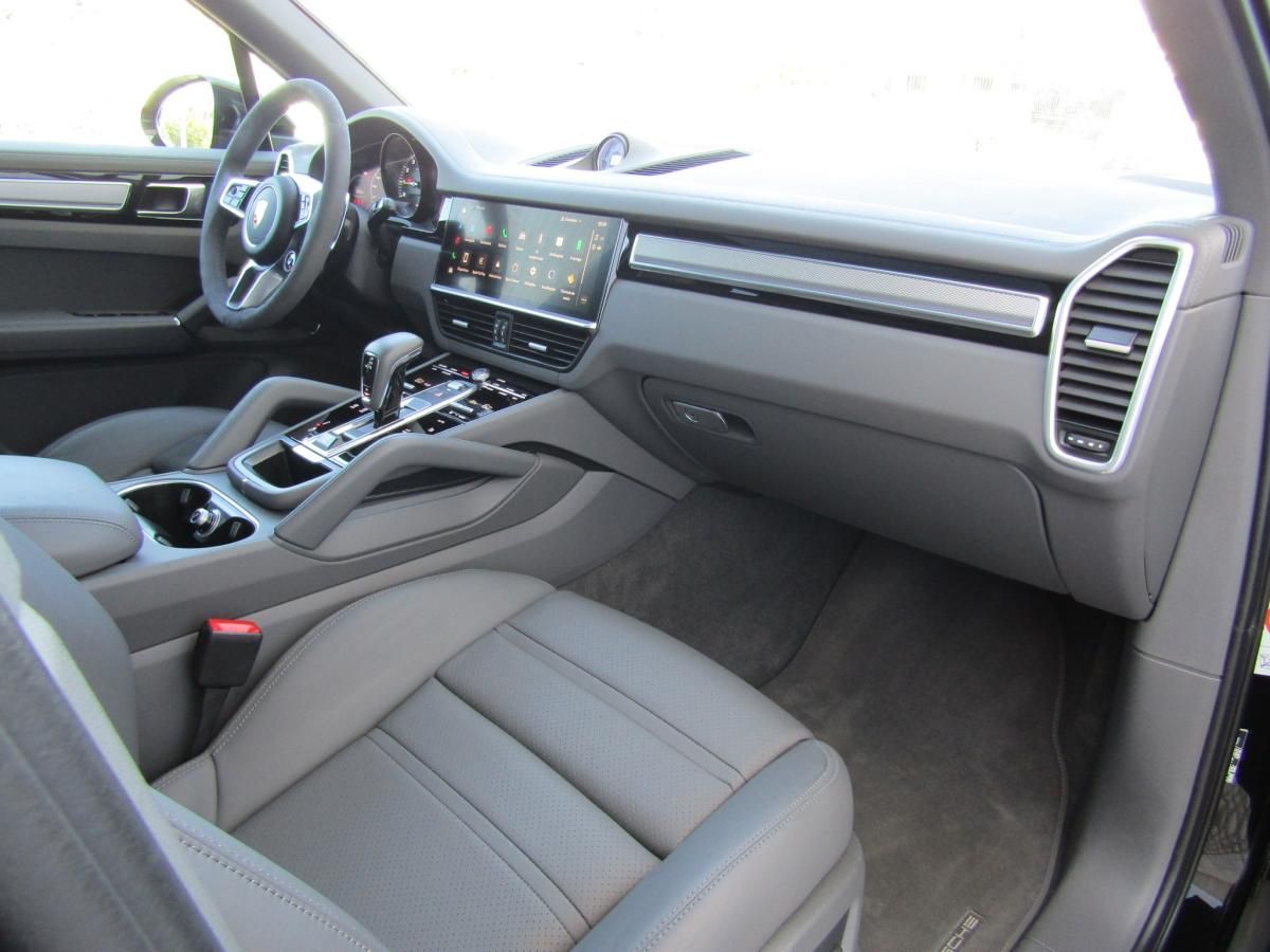 porsche-cayenne-2023-hibrido-a-gasolina-2995cc