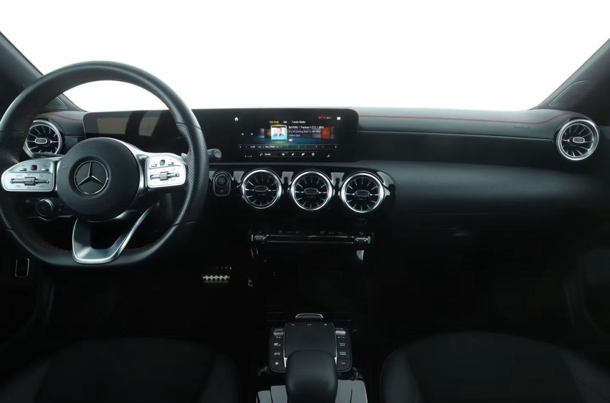 mercedes-benz-cla-2022-diesel-1950cc