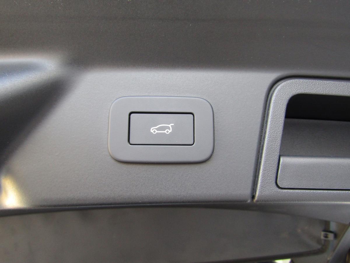 land-rover-range-rover-velar-2025-hibrido-a-gasolina-1997cc