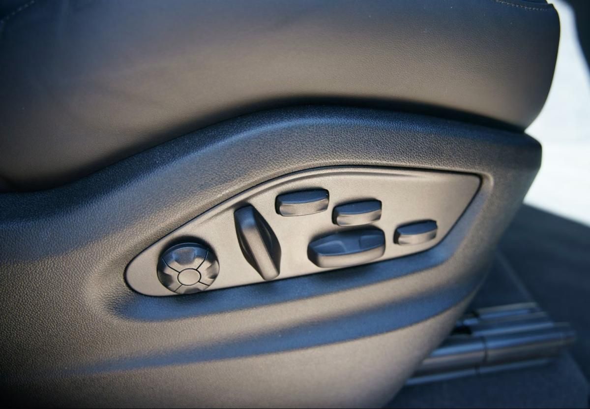 porsche-cayenne-2025-hibrido-a-gasolina-2995cc