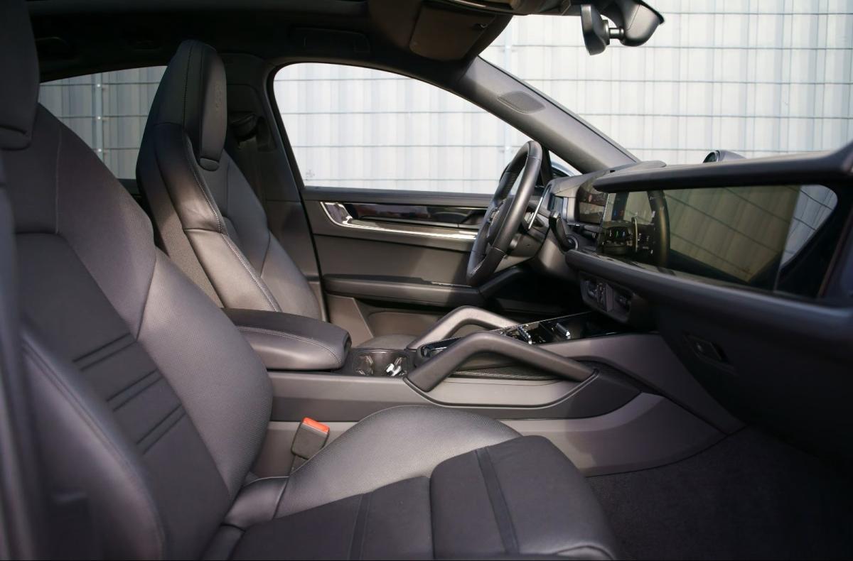 porsche-cayenne-2025-hibrido-a-gasolina-2995cc