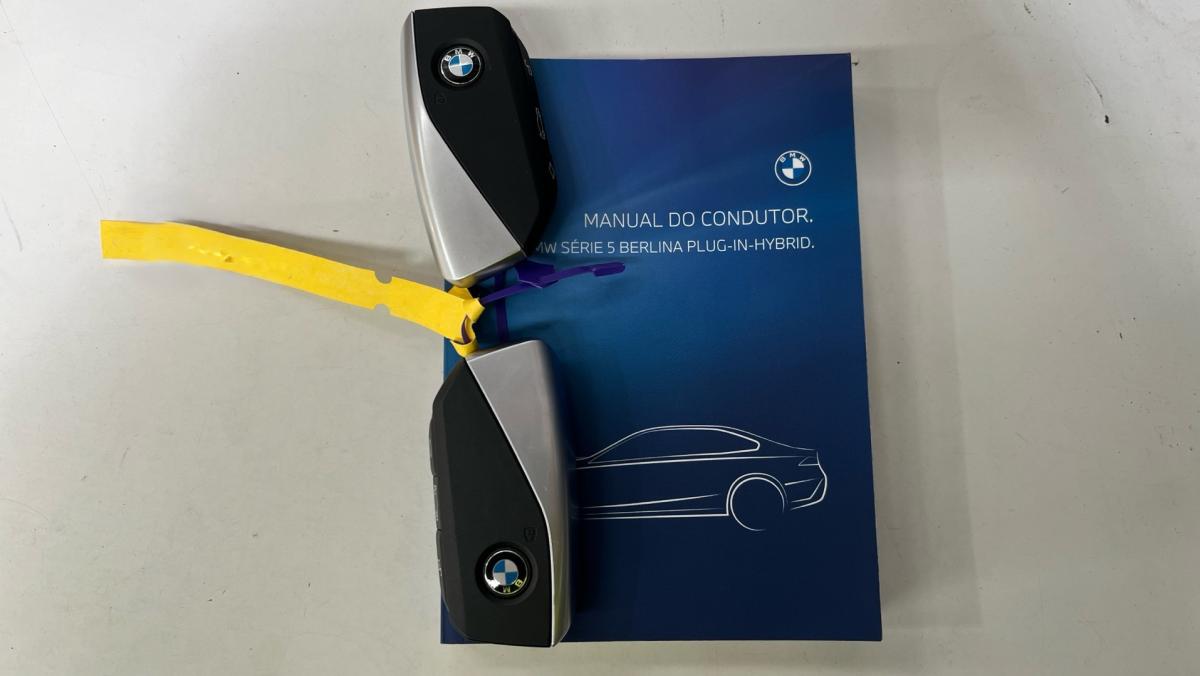 bmw-serie-5-2025-hibrido-a-gasolina-1998cc