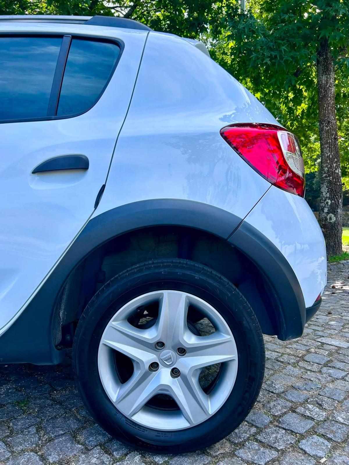 dacia-sandero-0-9-tce-2016-gasolina-898cc