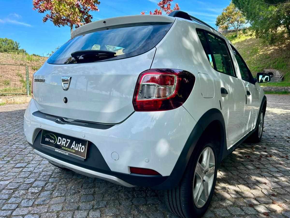 dacia-sandero-0-9-tce-2016-gasolina-898cc