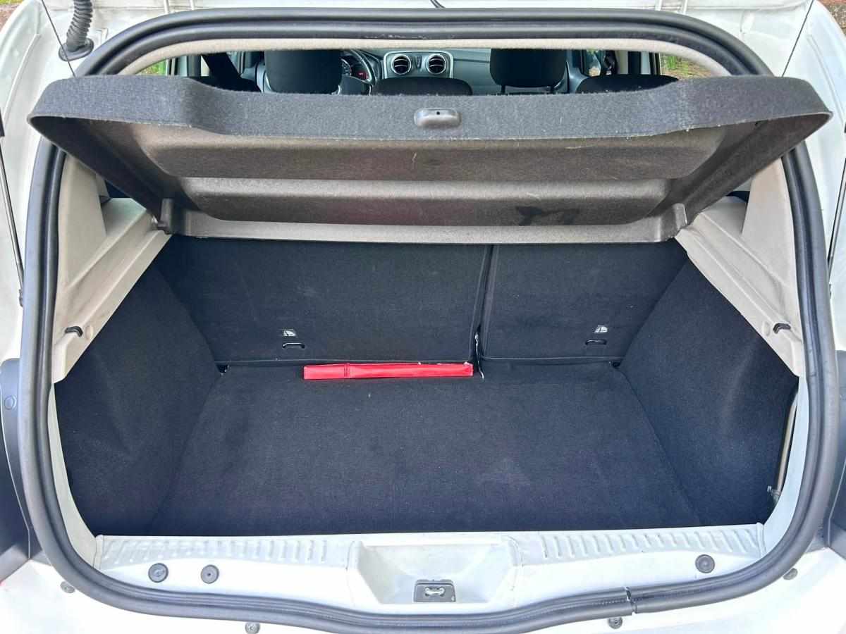dacia-sandero-0-9-tce-2016-gasolina-898cc