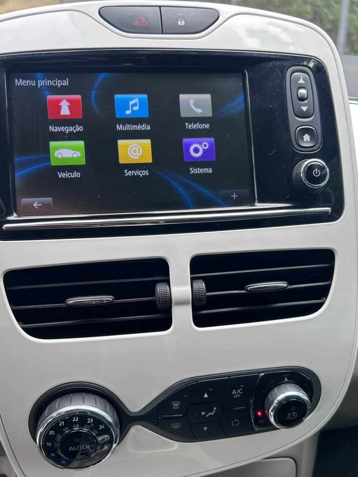 renault-zoe-r240-22-kwh-2015-eletrico