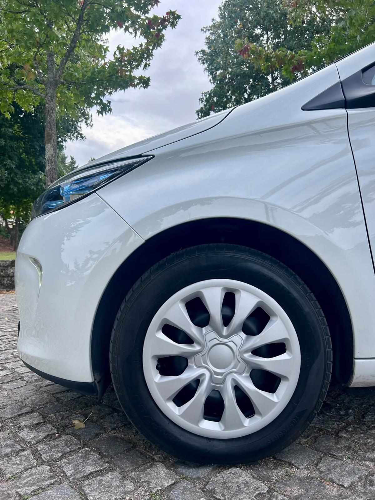 renault-zoe-r240-22-kwh-2015-eletrico