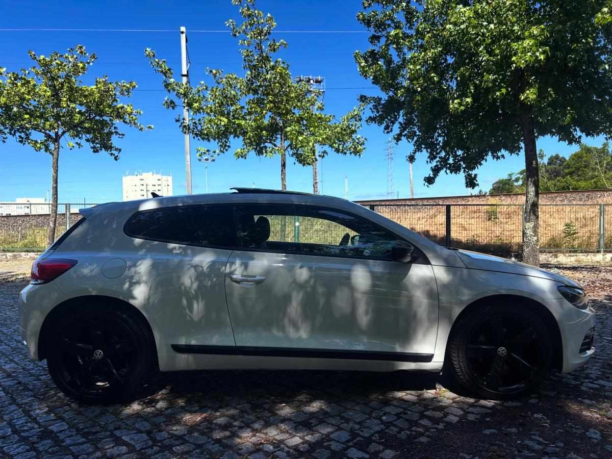 volkswagen-scirocco-2-0-tdi-2013-diesel-1968cc