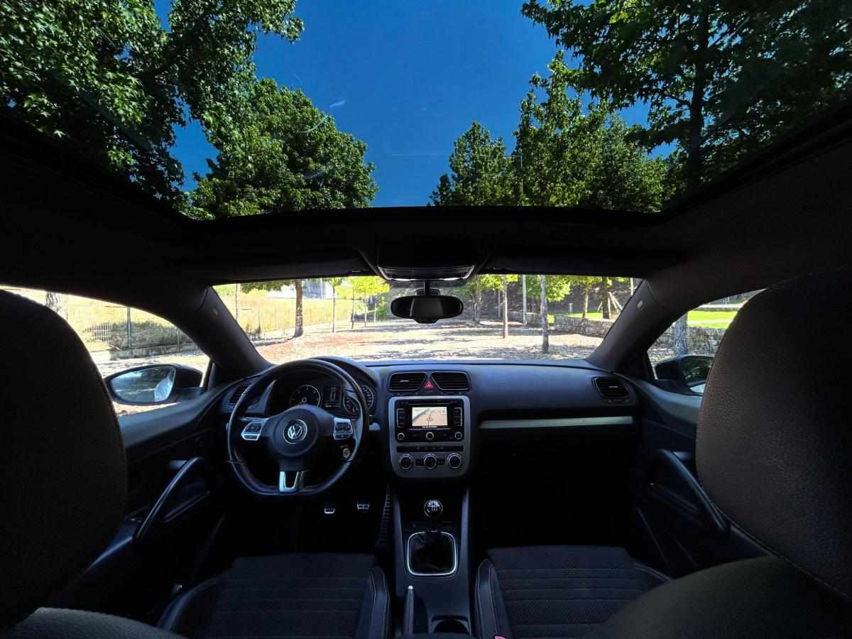 volkswagen-scirocco-2-0-tdi-2013-diesel-1968cc