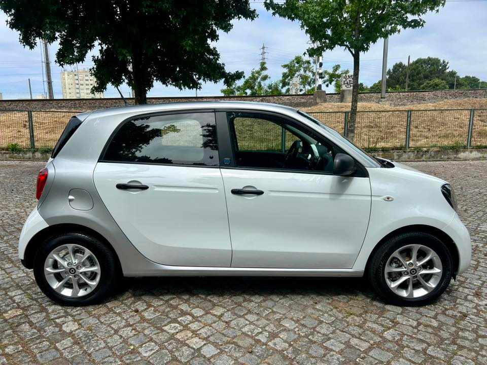 smart-forfour-17-6-kwh-2019-eletrico