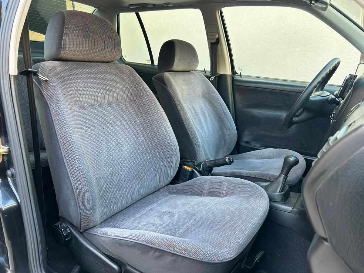 volkswagen-vento-1-6-1995-gasolina-1598cc