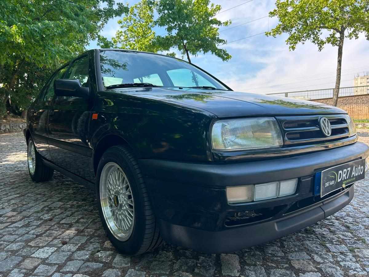 volkswagen-vento-1-6-1995-gasolina-1598cc