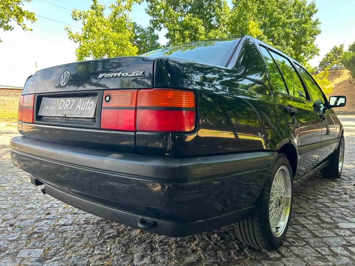 volkswagen-vento-1-6-1995-gasolina-1598cc