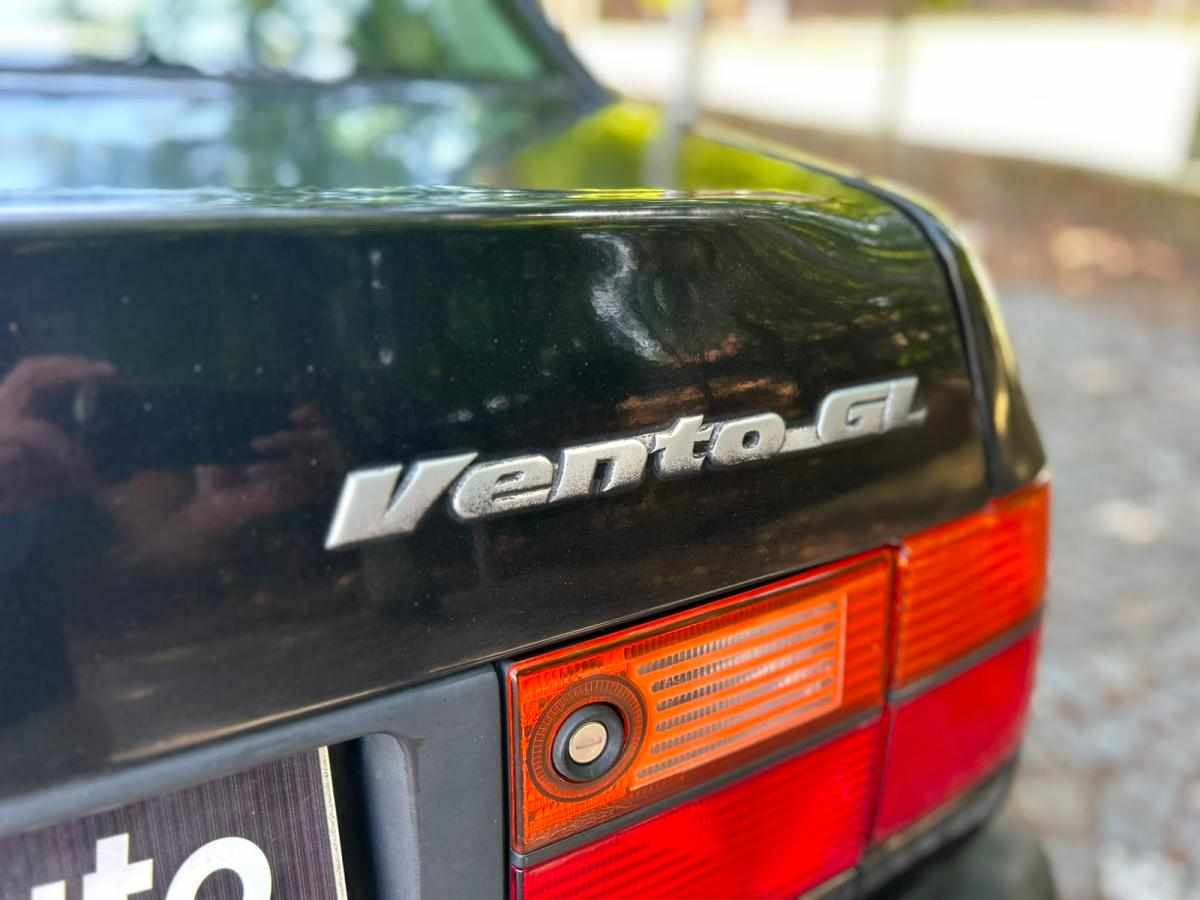 volkswagen-vento-1-6-1995-gasolina-1598cc