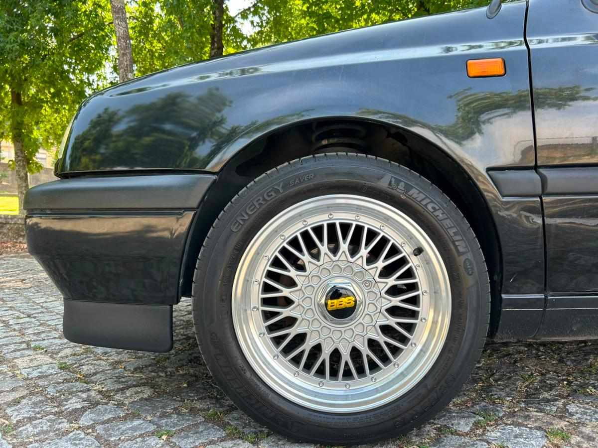 volkswagen-vento-1-6-1995-gasolina-1598cc