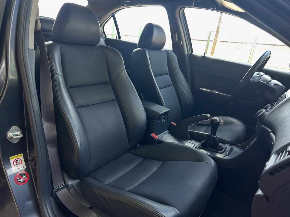 honda-accord-2-2-i-ctdi-2004-diesel-2204cc