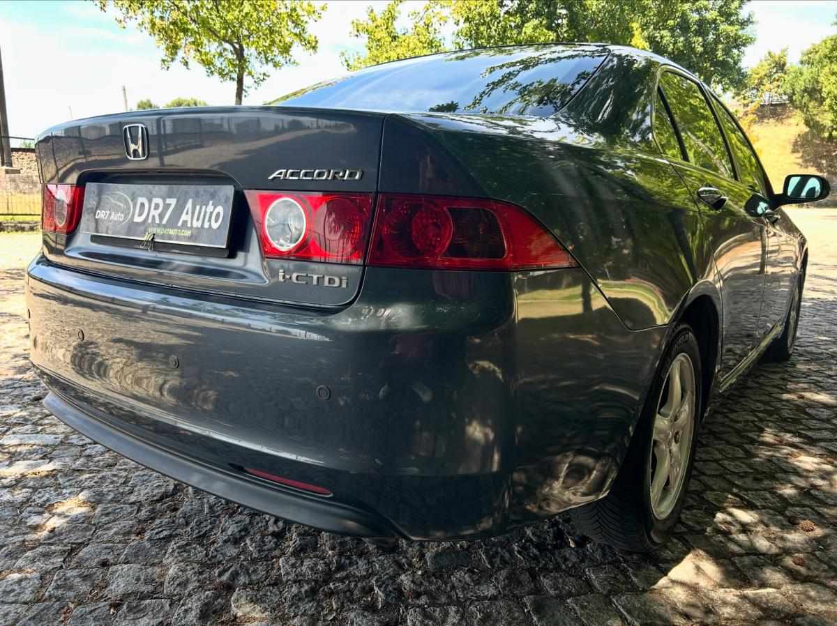 honda-accord-2-2-i-ctdi-2004-diesel-2204cc