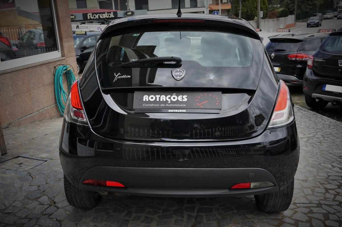 lancia-ypsilon-1-2-2013-gasolina-1242cc
