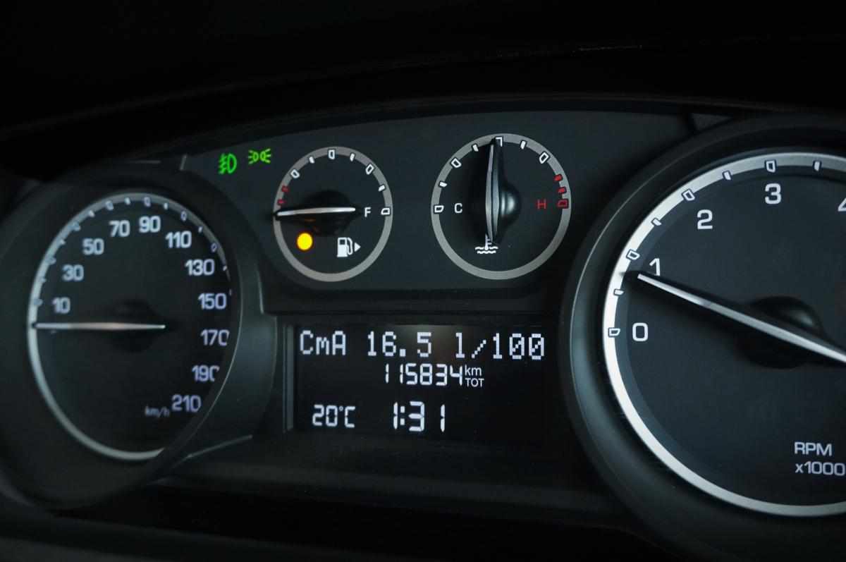 lancia-ypsilon-1-2-2013-gasolina-1242cc