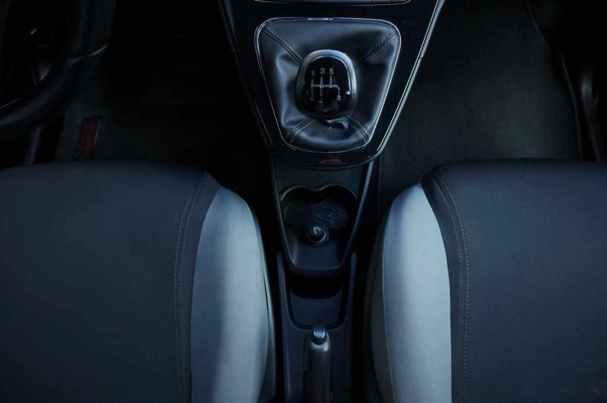 lancia-ypsilon-1-2-2013-gasolina-1242cc