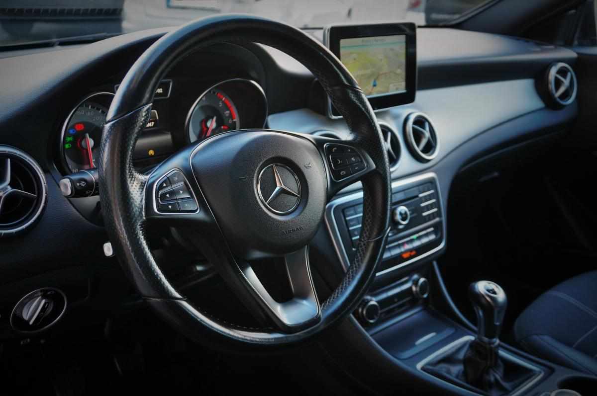 mercedes-benz-cla-200-cdi-shooting-brake-2015-diesel-2143cc