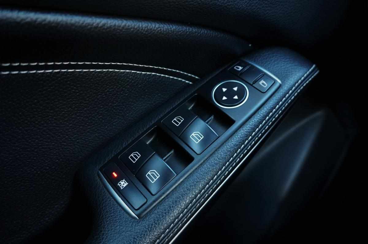 mercedes-benz-cla-200-cdi-shooting-brake-2015-diesel-2143cc