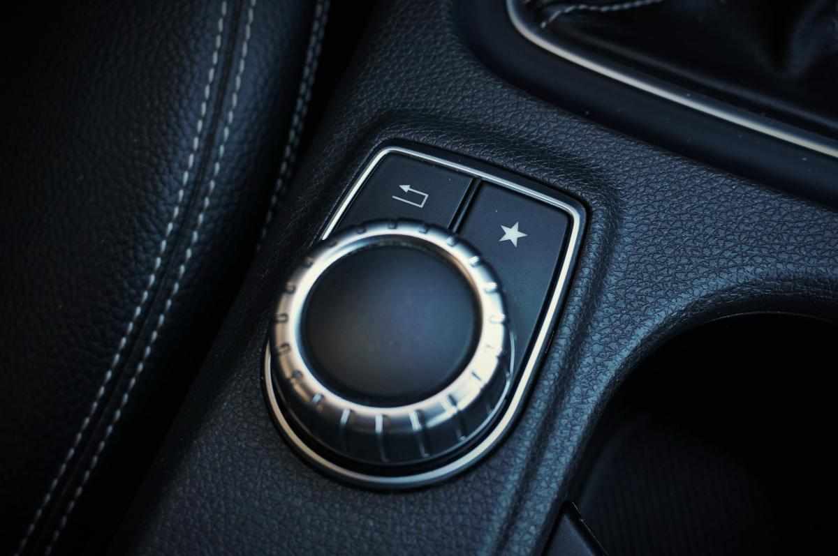 mercedes-benz-cla-200-cdi-shooting-brake-2015-diesel-2143cc