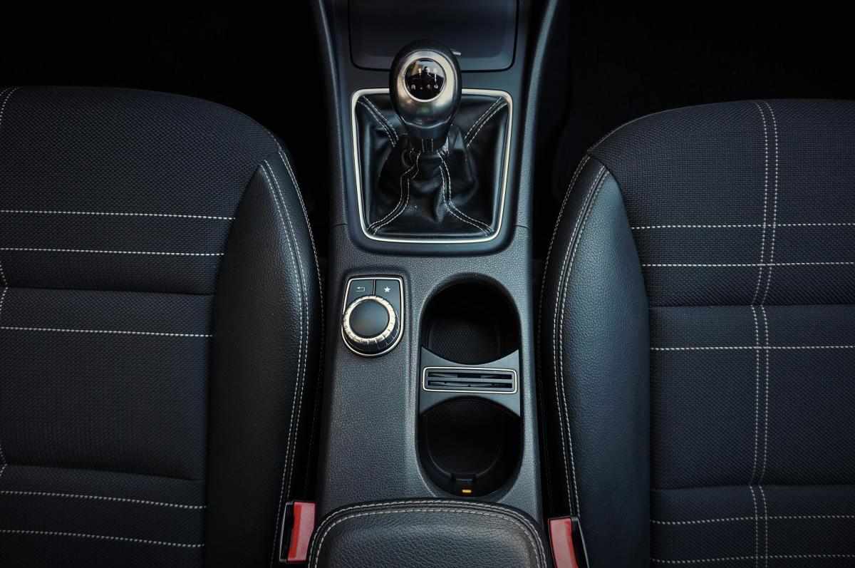 mercedes-benz-cla-200-cdi-shooting-brake-2015-diesel-2143cc