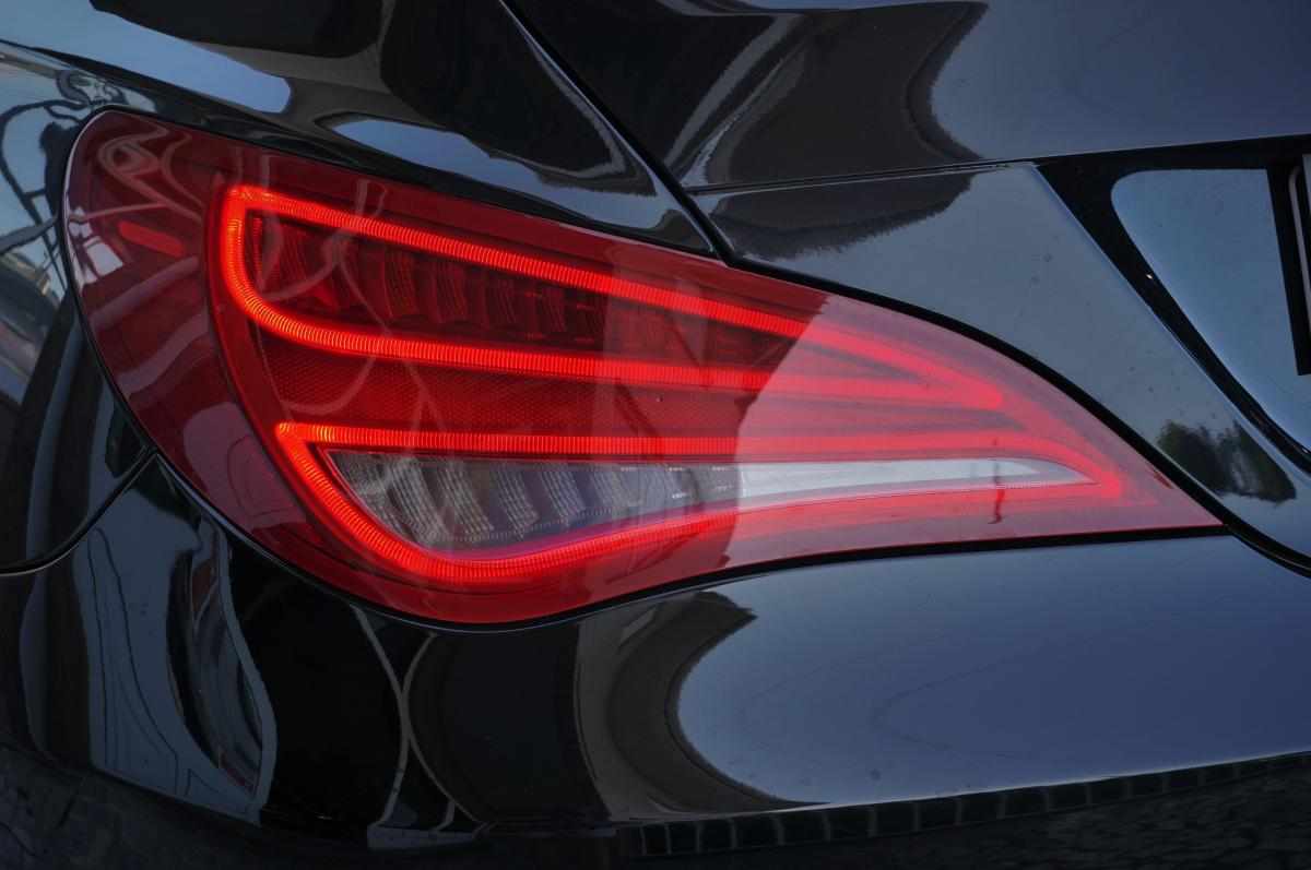 mercedes-benz-cla-200-cdi-shooting-brake-2015-diesel-2143cc