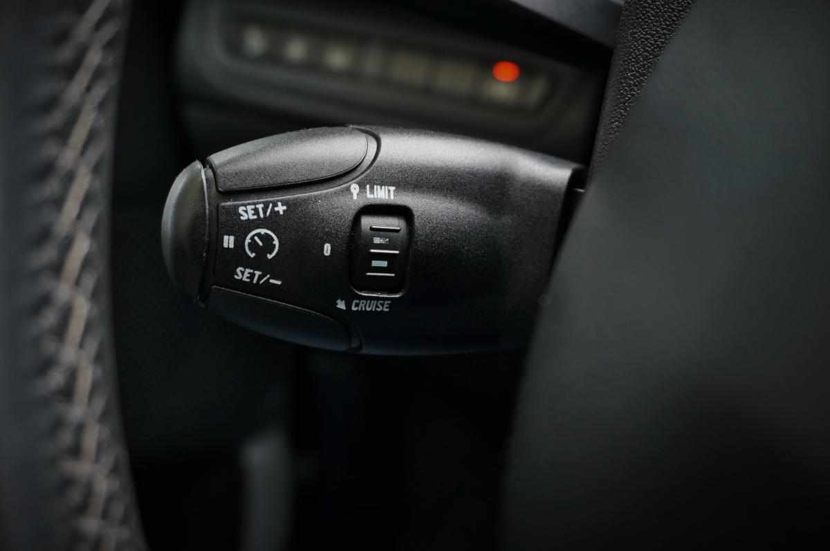 peugeot-2008-1-6-e-hdi-2014-diesel-1560cc