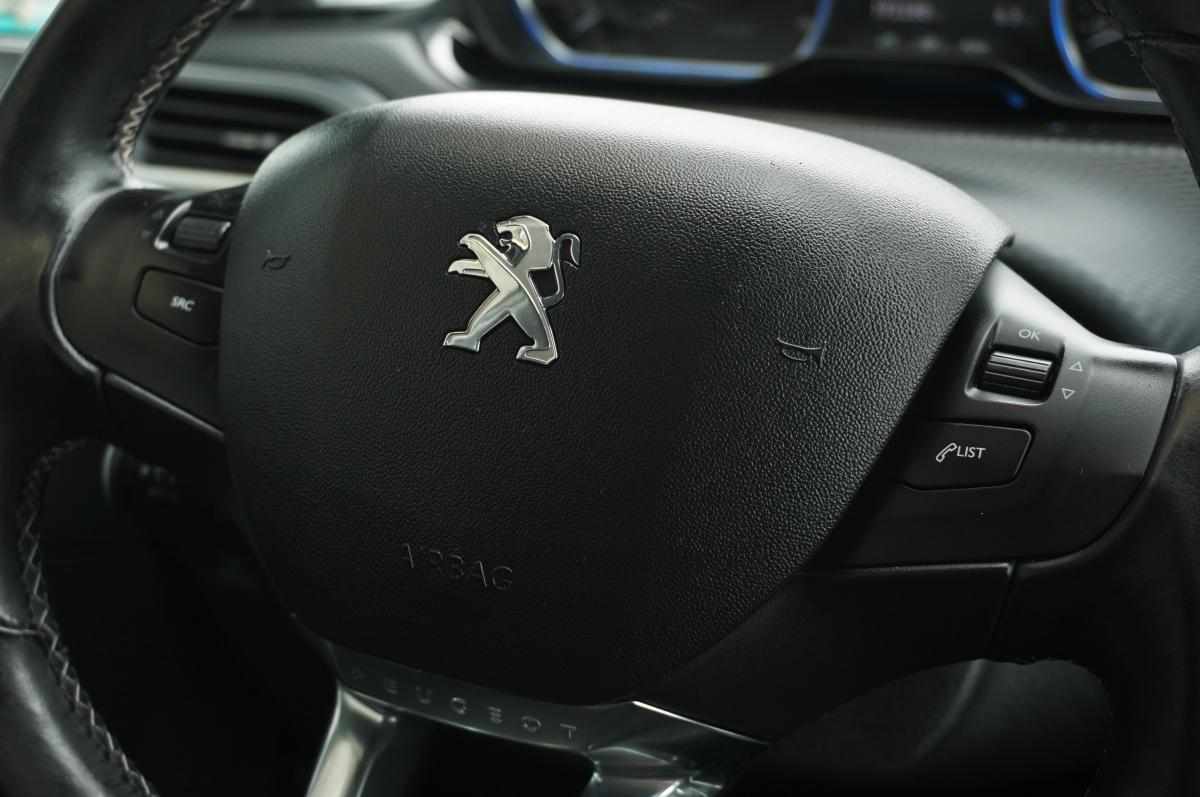 peugeot-2008-1-6-e-hdi-2014-diesel-1560cc