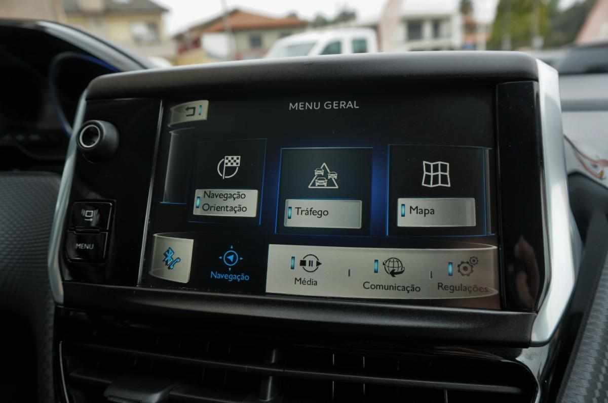 peugeot-2008-1-6-e-hdi-2014-diesel-1560cc