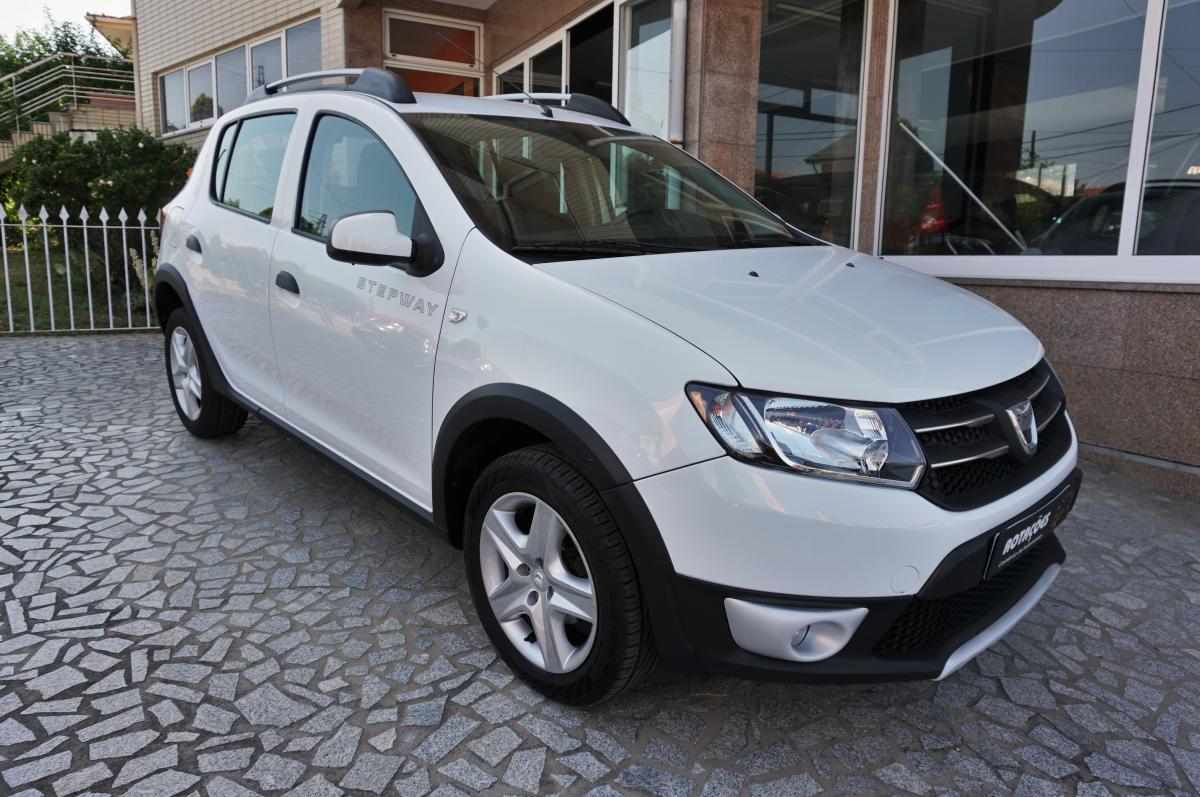 dacia-sandero-0-9-tce-2015-gasolina-900cc