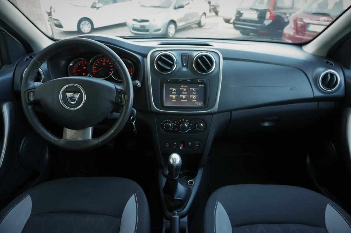 dacia-sandero-0-9-tce-2015-gasolina-900cc