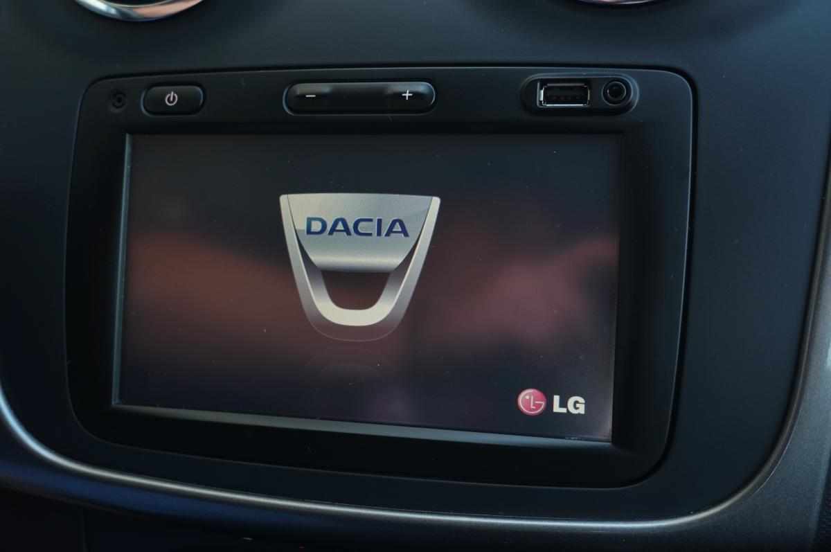 dacia-sandero-0-9-tce-2015-gasolina-900cc