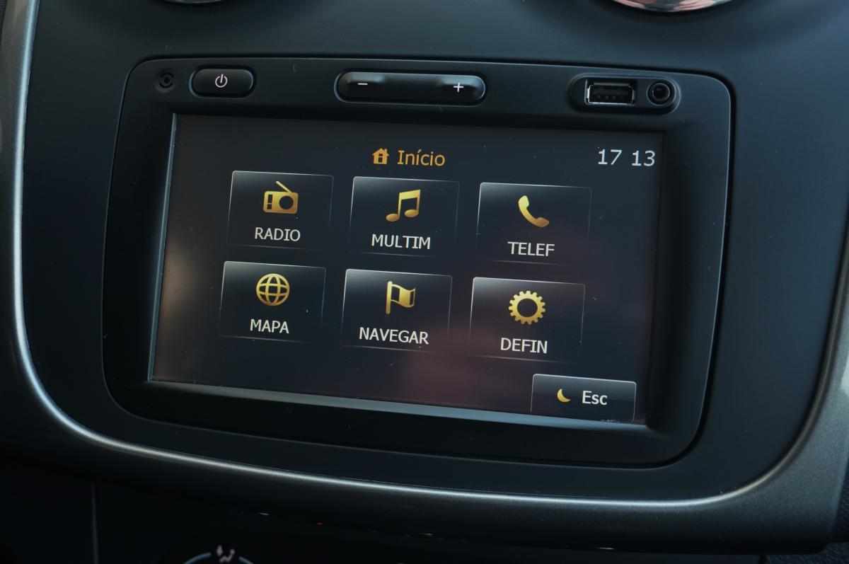 dacia-sandero-0-9-tce-2015-gasolina-900cc