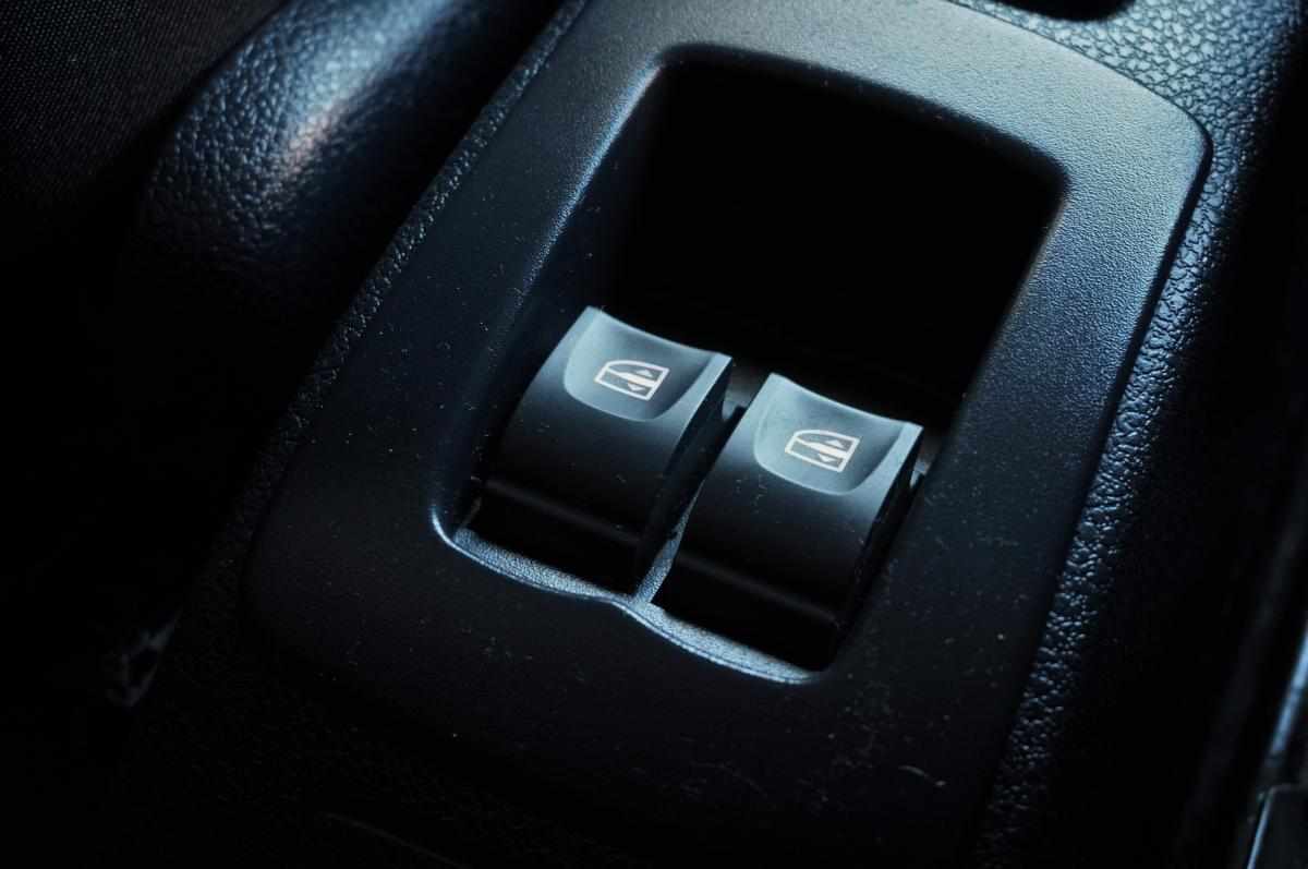 dacia-sandero-0-9-tce-2015-gasolina-900cc